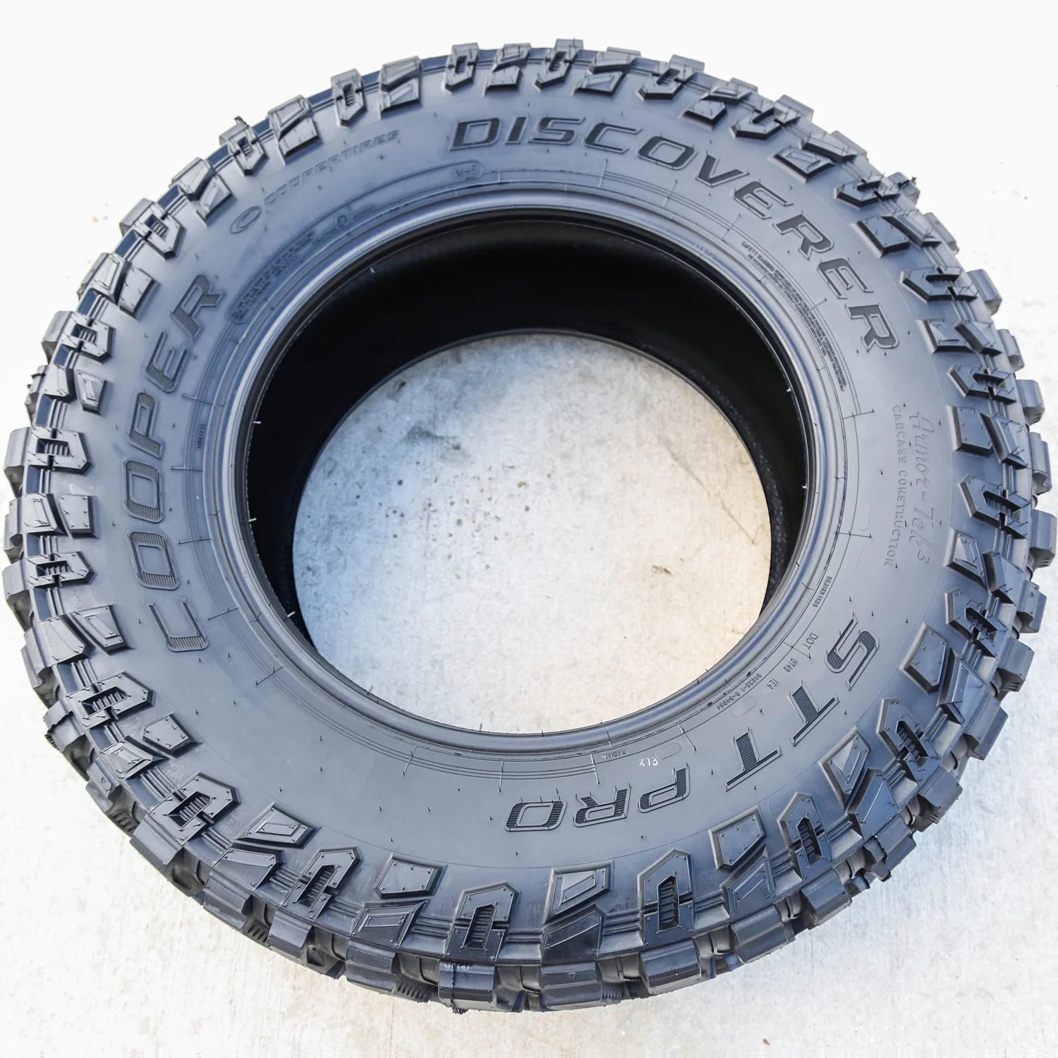 Set of 4 Cooper Discoverer STT Pro 35X12.50R20 121Q E 10 Ply M/T Mud Light Truck Tires