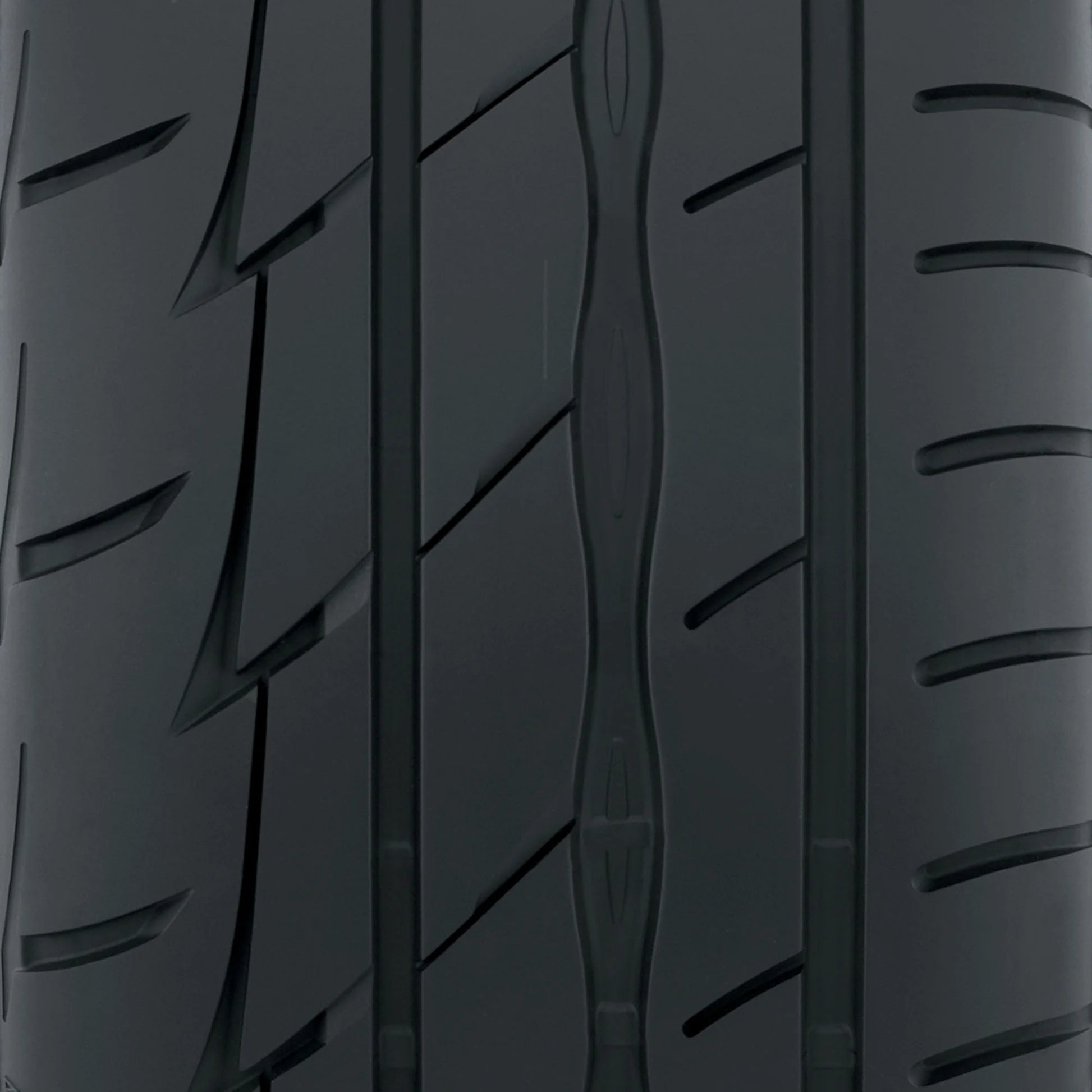 Firestone Firehawk Indy 500 UHP Summer 225/40R19 93W XL Passenger Tire
