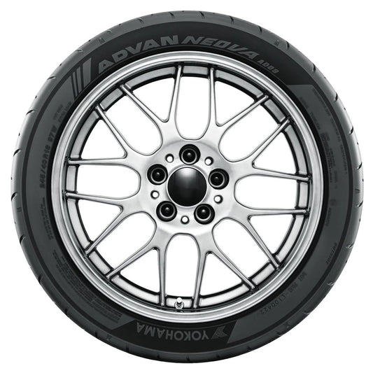Yokohama Advan Neova AD09 UHP Summer 285/35R19 103W XL Passenger Tire